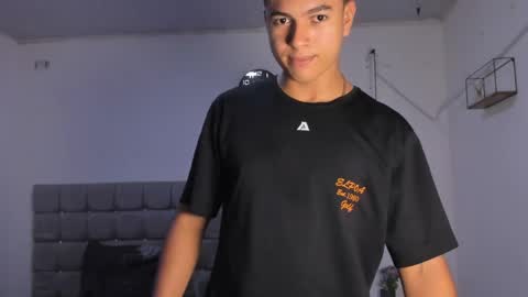 santy_stump online show from March 10, 9:32 pm