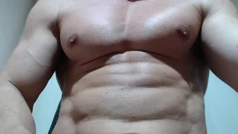 saradorj92 online show from June 2, 12:44 am