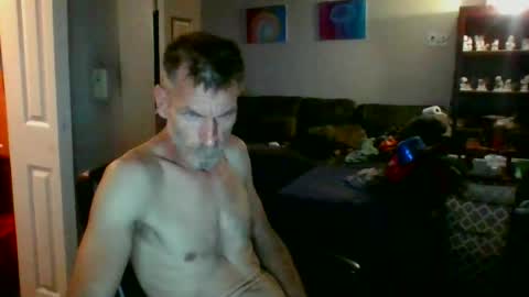 GettOffMyLawn online show from July 5, 2:48 am