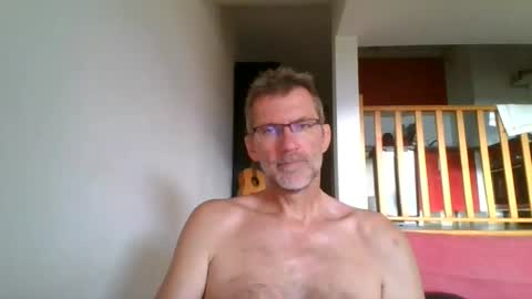 seb846894 online show from August 4, 4:11 pm