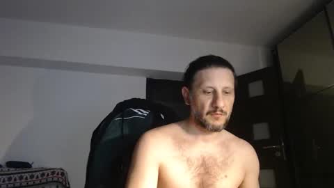 senorneby online show from April 22, 8:24 pm