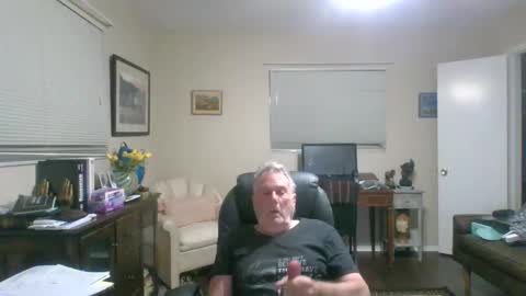 sensualsteve106 online show from January 4, 4:55 am