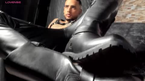 seth_0wner online show from July 4, 3:42 am