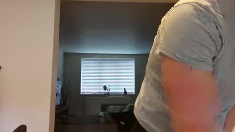 sexyass7000000 online show from June 3, 11:45 am