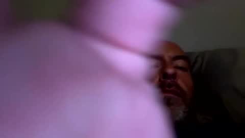 sexydaddy4204 online show from May 18, 6:34 pm