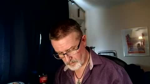 shrewtamer online show from July 11, 1:07 am