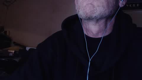 sigbm3 online show from April 8, 8:17 pm