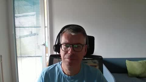 Simonveli online show from September 11, 8:24 am