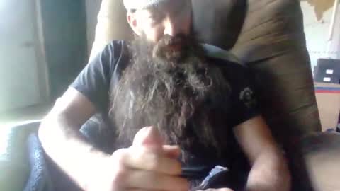 sitonmybeardxxx online show from June 12, 8:39 pm
