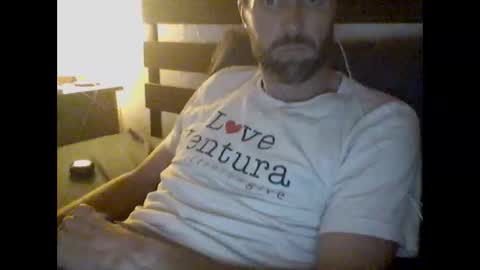 six2midnight312 online show from June 1, 5:29 am