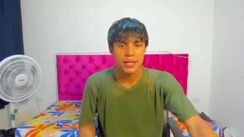 sam online show from May 8, 3:07 am