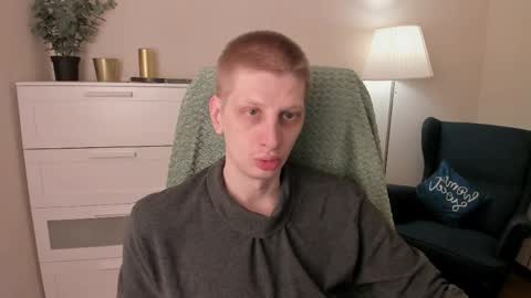 Andy online show from April 3, 8:38 pm