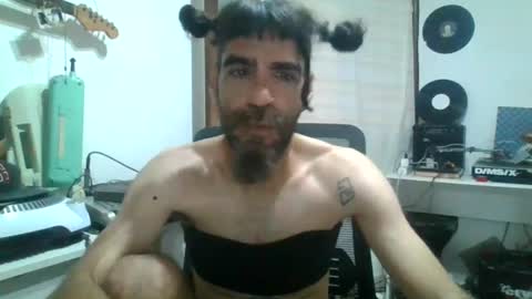 willy online show from July 12, 5:53 am
