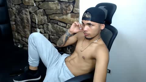 benja online show from December 12, 11:36 pm