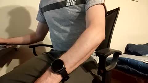 sonicegay online show from May 15, 7:33 pm