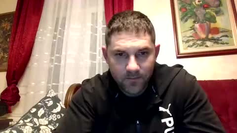 Stefan online show from December 8, 8:04 pm