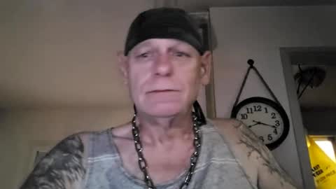 stormynorm14 online show from August 8, 12:17 am