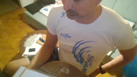 streaml1n3d online show from April 18, 7:07 pm