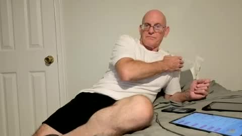 Zeppelin man online show from June 29, 2:29 am