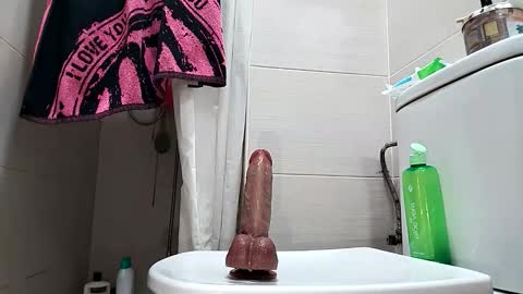 Silvia online show from May 23, 9:09 pm