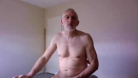 Jack Pierrot online show from May 7, 1:22 pm