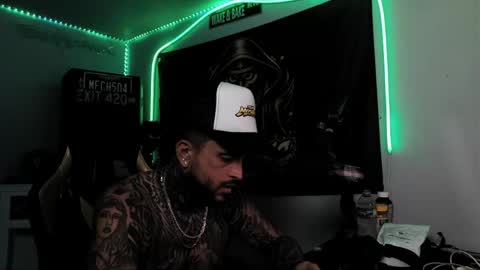 tatted_daddy69 online show from April 14, 4:56 am