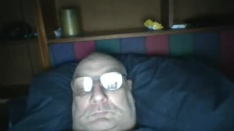 Mark online show from April 8, 7:08 am