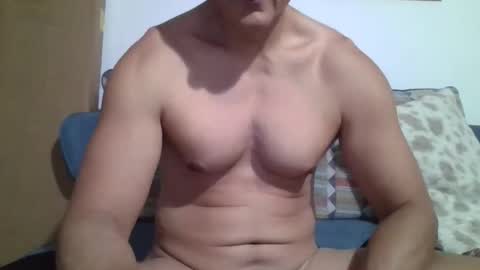 Lyle online show from May 8, 6:08 pm