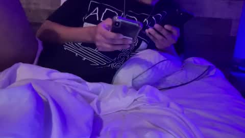 Derick online show from July 9, 3:44 am
