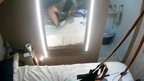ThatGuyIsHung online show from January 16, 11:37 am