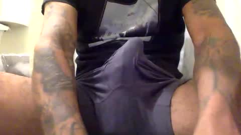 thevibez1 online show from April 4, 3:14 am