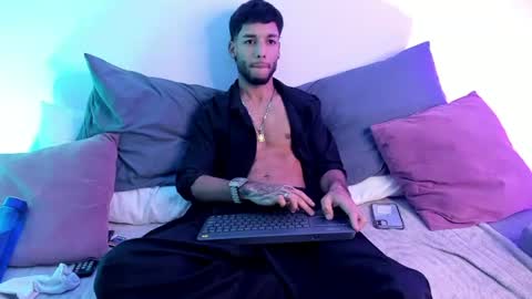 ThiagoFerreti online show from June 25, 4:59 am