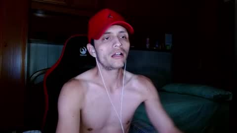 Latino 8.5 inches online show from July 25, 8:05 pm