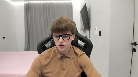 Tomas online show from May 7, 8:53 pm