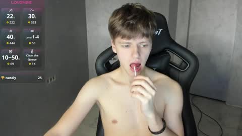Tomas online show from June 2, 6:20 pm