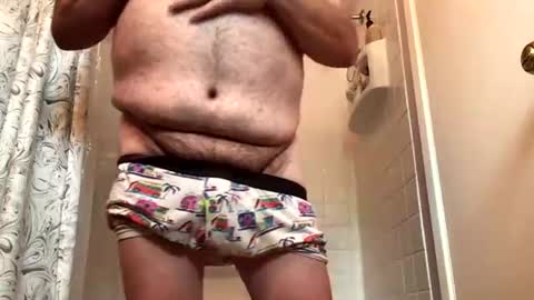 tittyloverr69 online show from June 29, 5:35 pm