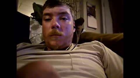 who wamts to hook up online show from April 2, 1:47 am