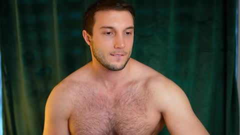 Tom online show from May 30, 4:07 pm