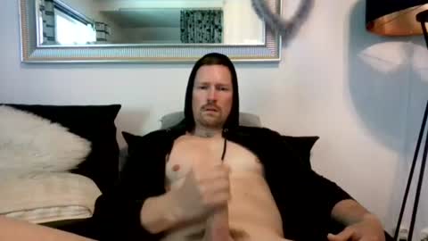 tomfin95 online show from June 24, 8:17 am