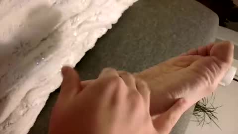 toniofeetish9 online show from October 9, 6:35 pm