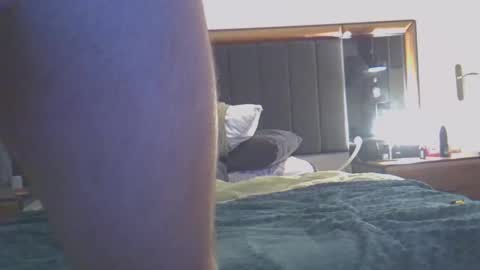tootsybird69 online show from May 26, 12:17 am