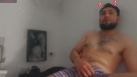 toysboys22 online show from May 14, 4:54 am