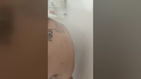 troyacowen1982 online show from June 30, 6:36 am