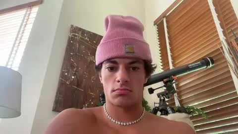 tyy0ung online show from July 12, 4:53 pm