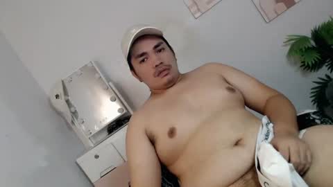 ure_fattytoy143 online show from June 27, 2:23 pm