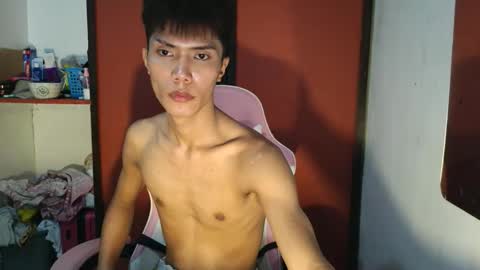 mark online show from April 24, 12:24 am
