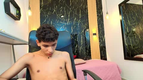 VALERIO  online show from April 12, 7:54 am