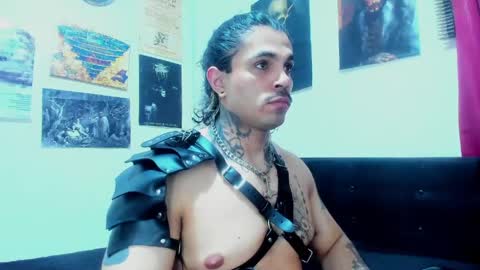 vanvelckan_ online show from June 3, 6:04 am