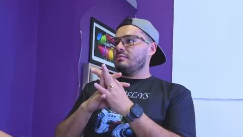 veci_and online show from August 1, 4:50 pm