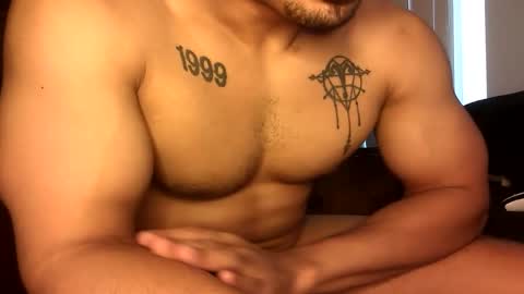 Vegas Love online show from April 18, 1:40 am